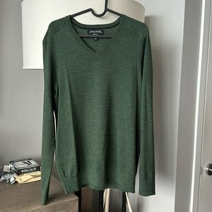 Banana Republic Sweater Top MEN size M
